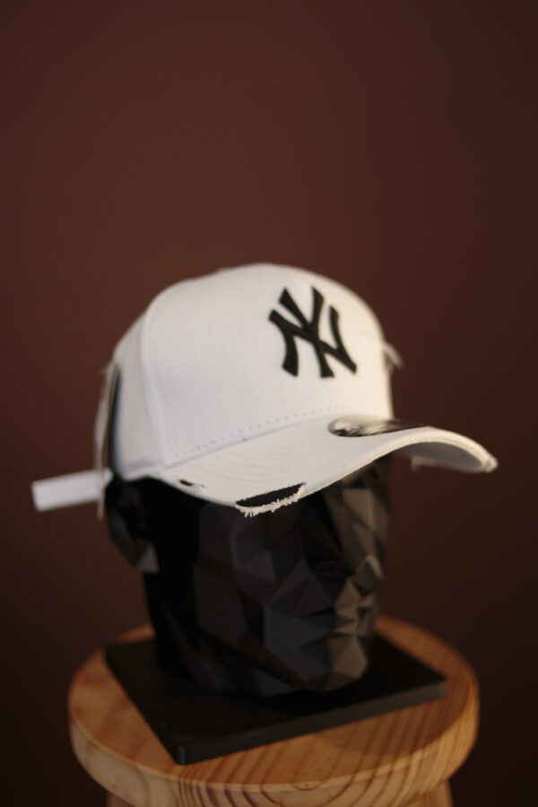 BONÉ NY - DESTROYED