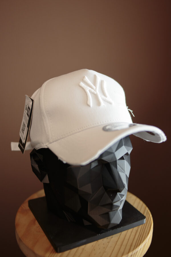 BONÉ NY - DESTROYED