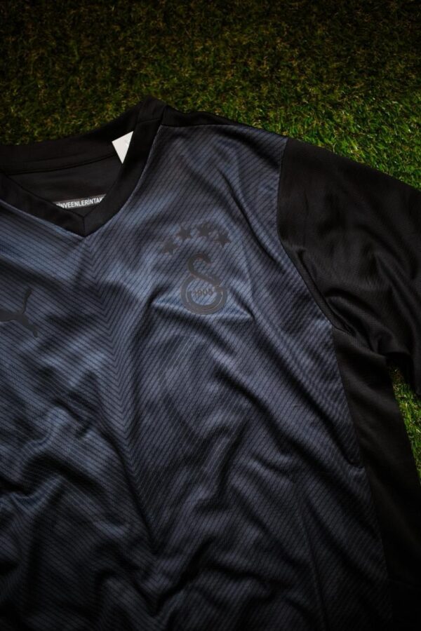 CAMISA GALATASARAY - EDIÇÃO BLACK