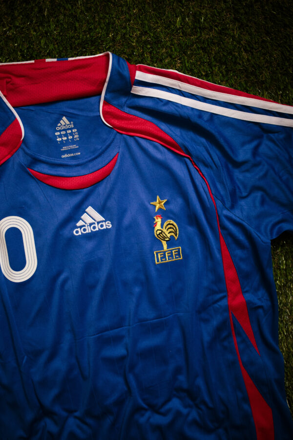 CAMISA RETRO SELEÇÃO DA FRANÇA PERS. 10 ZIDANE