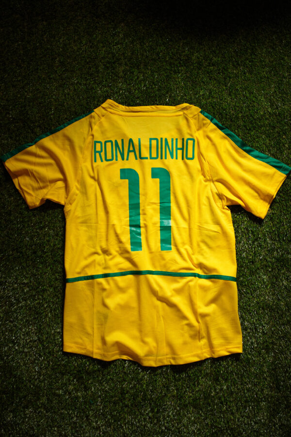 CAMISA SELEÇÃO BRASILEIRA PERS. 11 RONALDINHO