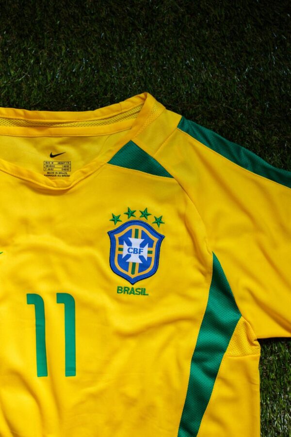 CAMISA SELEÇÃO BRASILEIRA PERS. 11 RONALDINHO