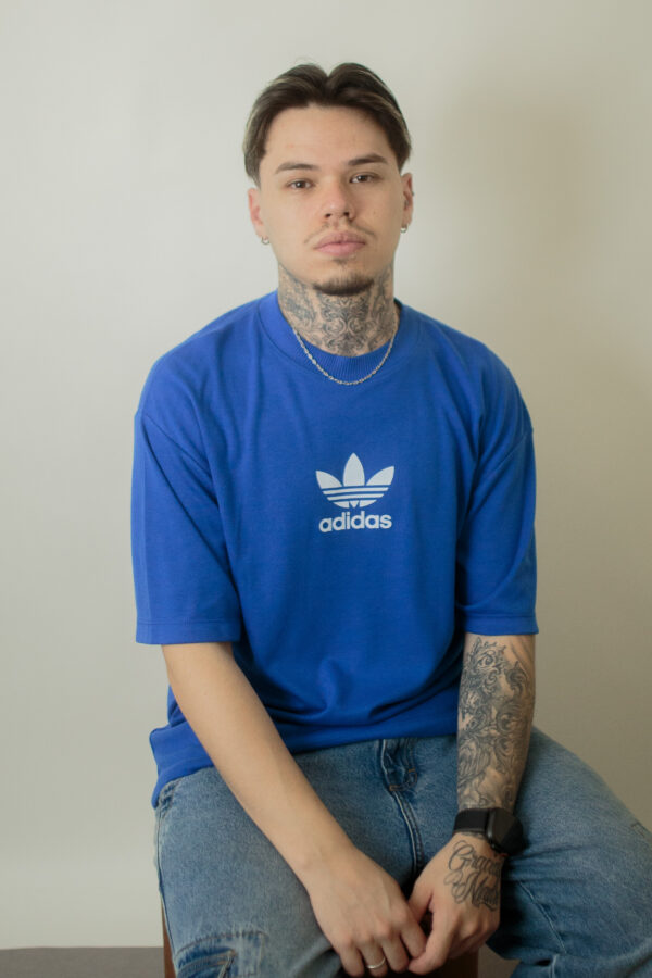 CAMISA OVER ADIDAS